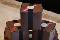 eloise's pastries boxes