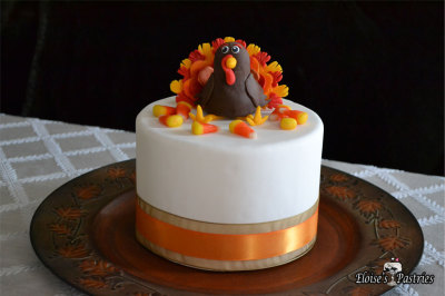 thanksgiving turkey cake